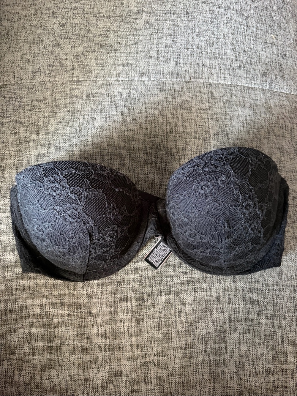 Victorias Secret Black Strapless Push Up Bra - 32C